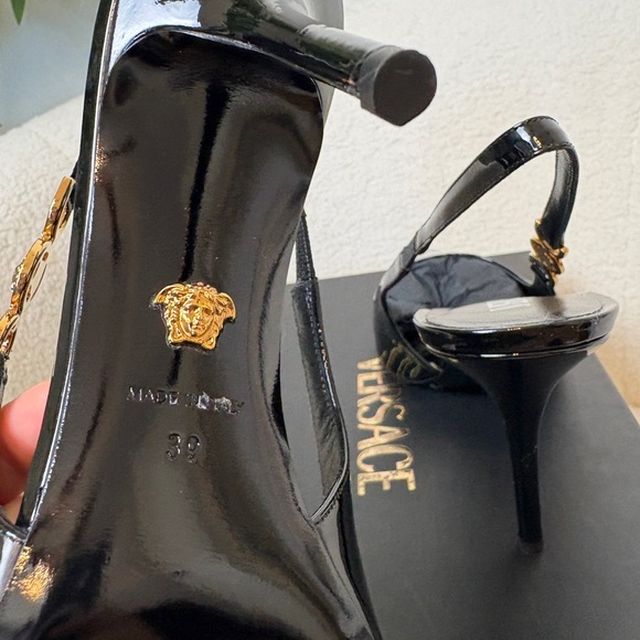 Sold-Versace Black Slingback Heels with Medusa 85mm 38 - Picture 7 of 7